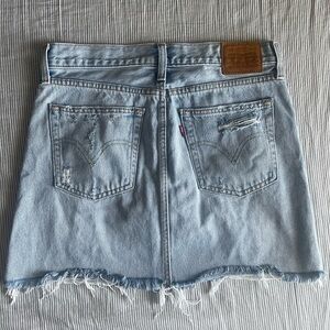 Levi denim skirt
